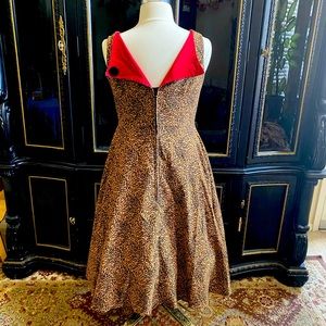 Tatyana (Bettie Page) XXL Circle dress leopard print bengaline retro